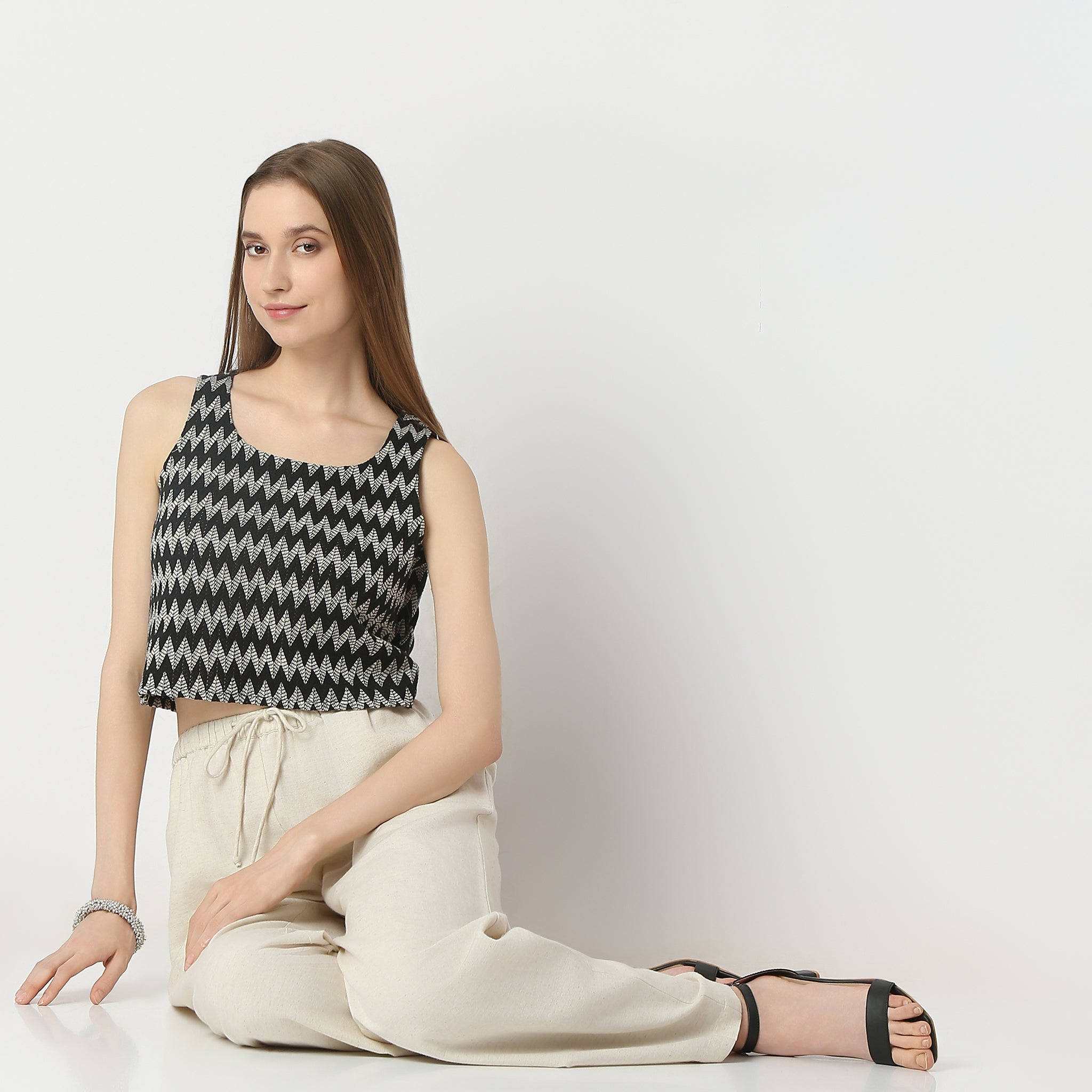 Regular Fit Printed Cropped Top