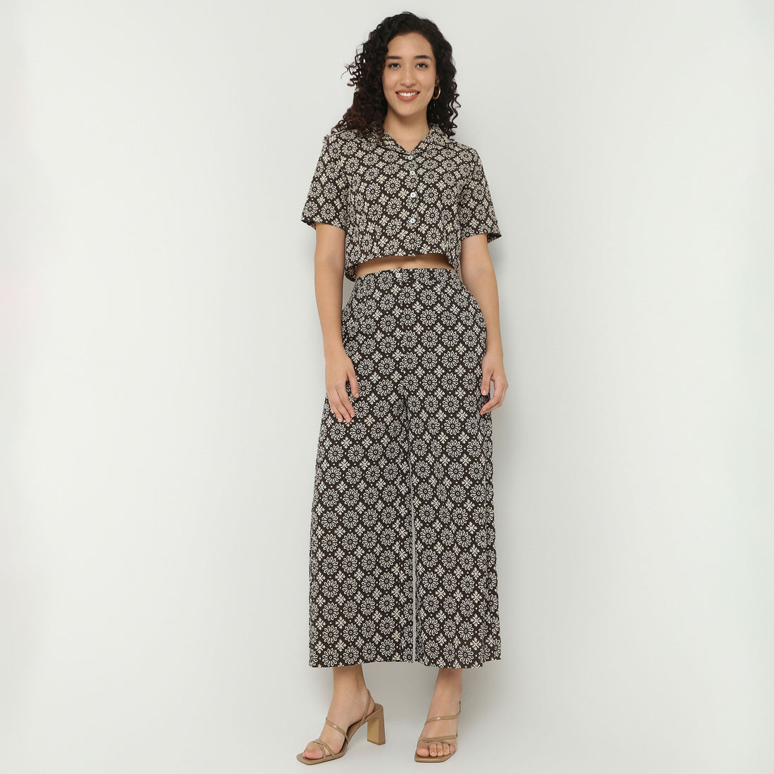 Lapel Collar Crop Shirt
