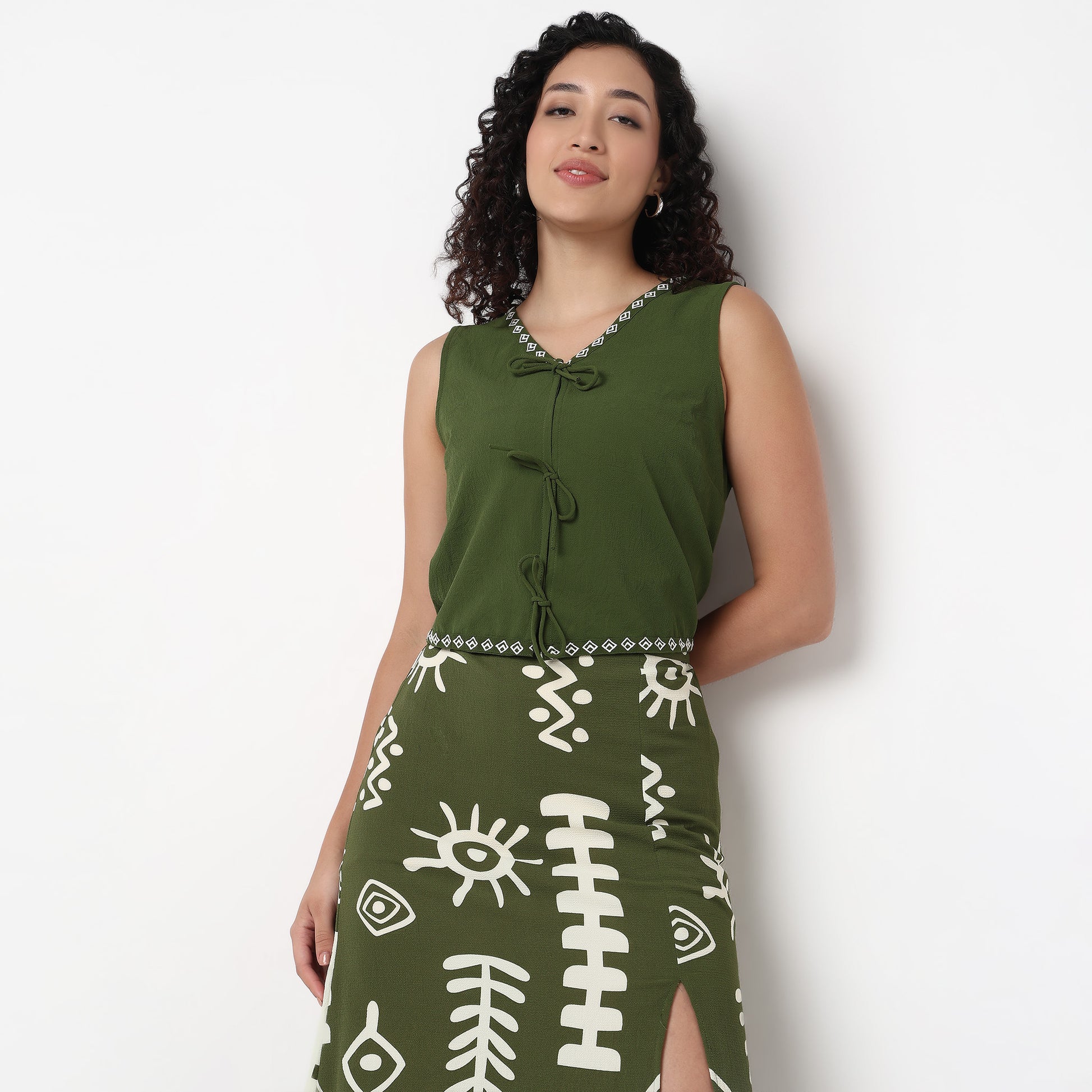 Crop Vest With Front Tie Up