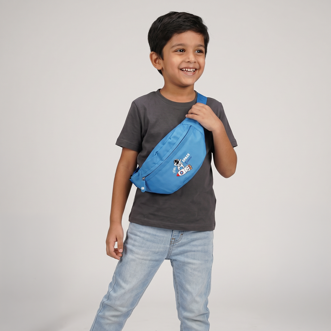 Boys Polyester Waist Pouch