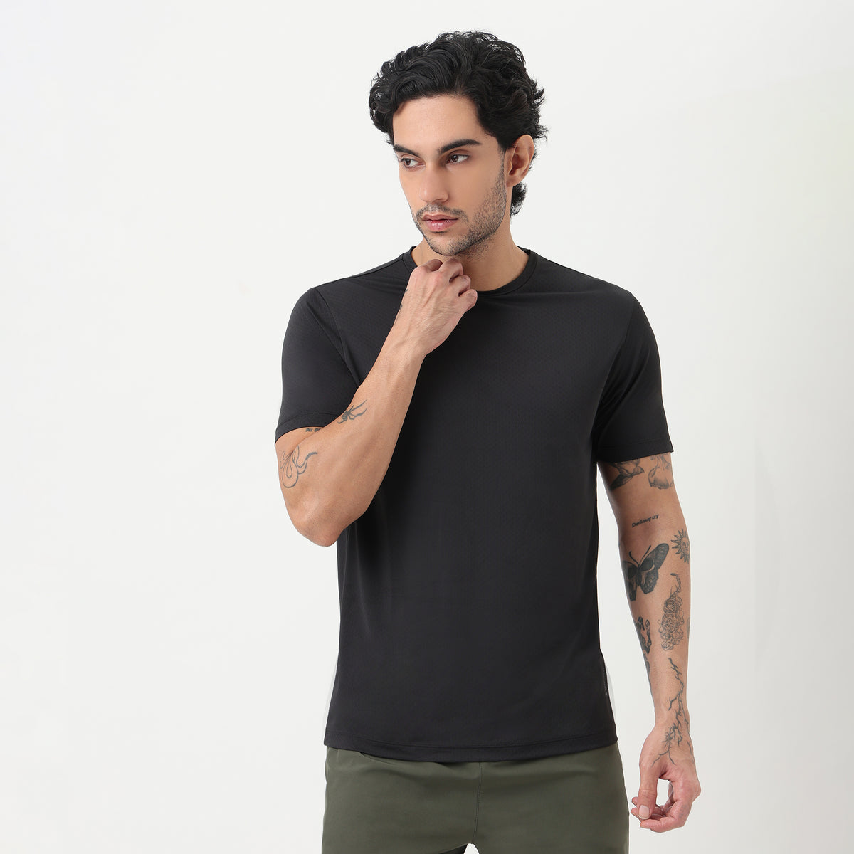 Gym Tee – Airdry® – Lightweight Comfort for Everyday Movement