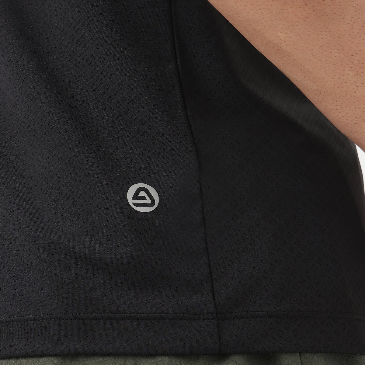 Gym Tee – Airdry® – Lightweight Comfort for Everyday Movement