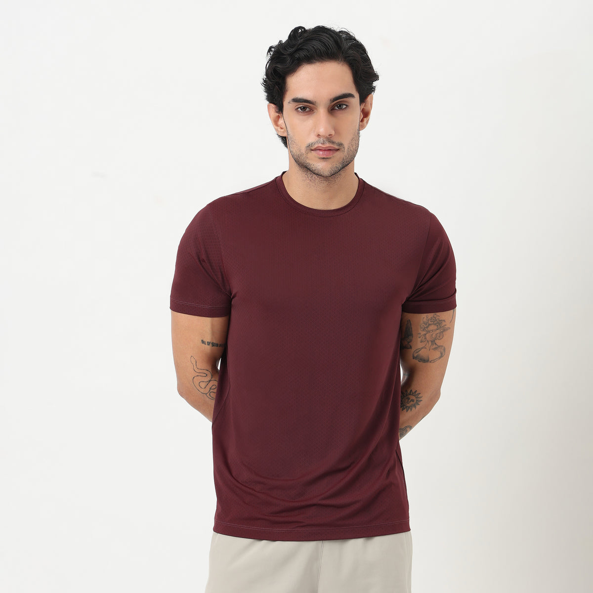 Gym Tee – Airdry® – Lightweight Comfort for Everyday Movement
