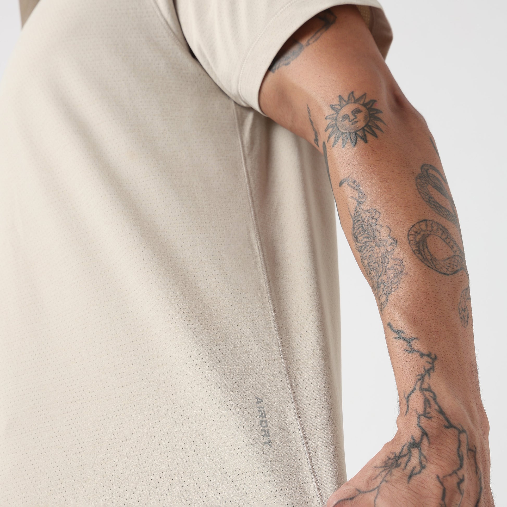 Muscletee – Airdry® – Henly Neck Tee with Regular Fit Comfort