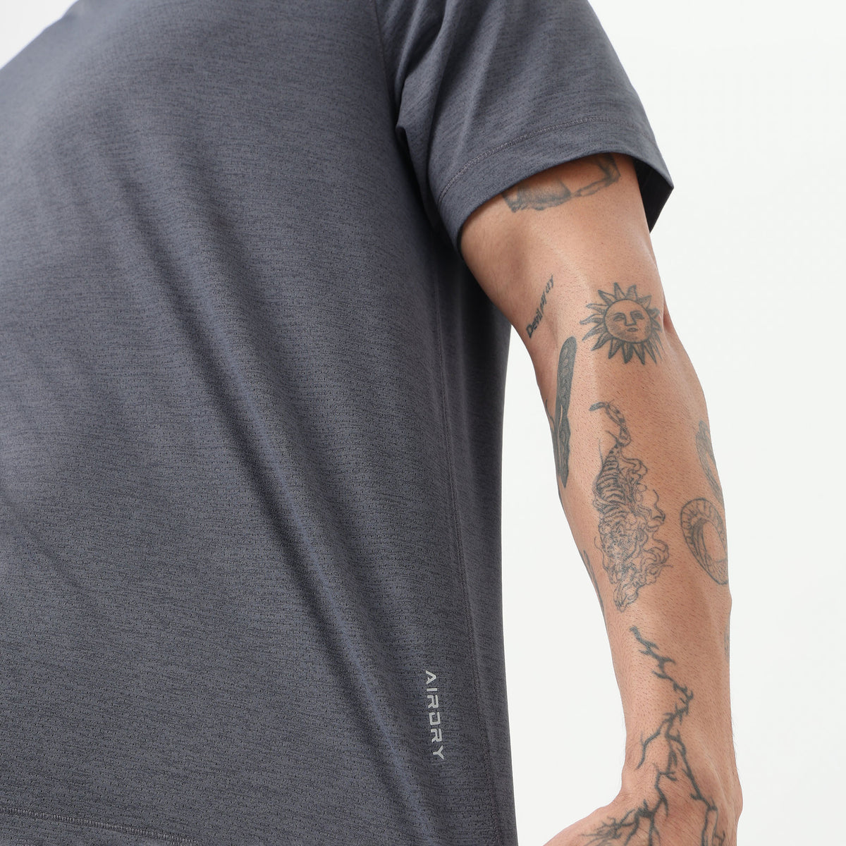 Muscletee – Airdry® – Henly Neck Tee with Regular Fit Comfort