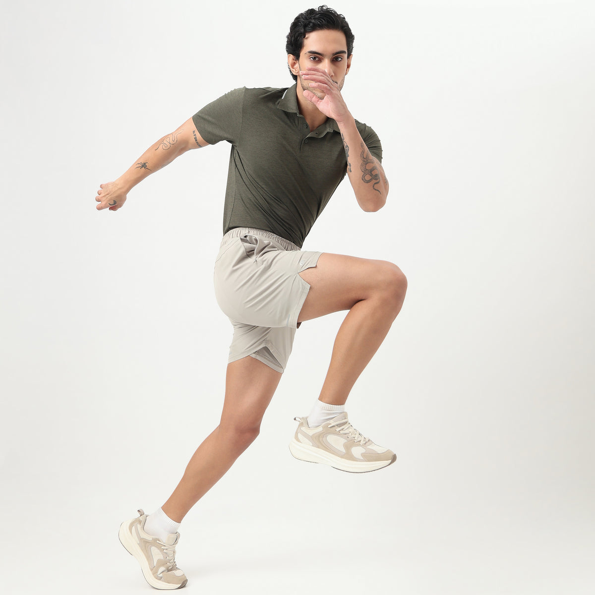 Sprinter – Airdry® – Solid Woven Mid Rise Shorts