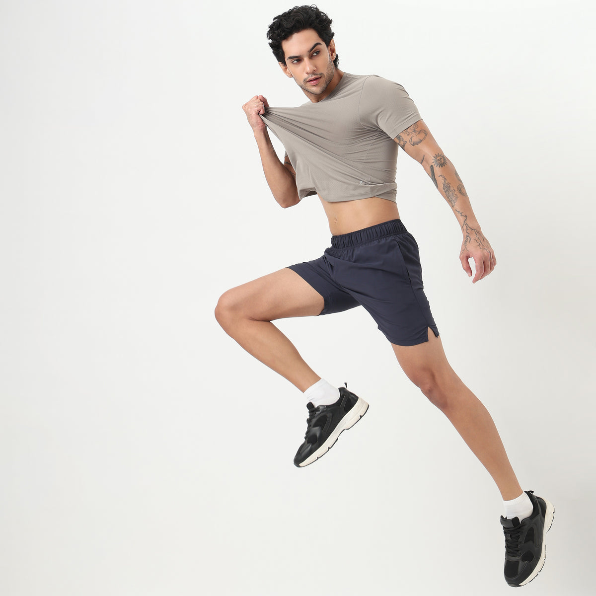 Sprinter – Airdry® – Solid Woven Mid Rise Shorts