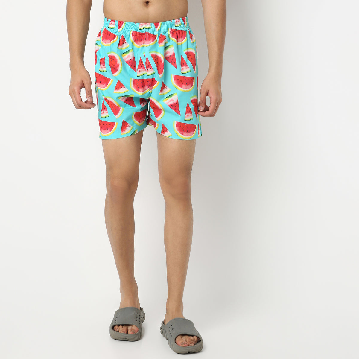 Regular Fit Printed Above Knee Mid Rise Shorts