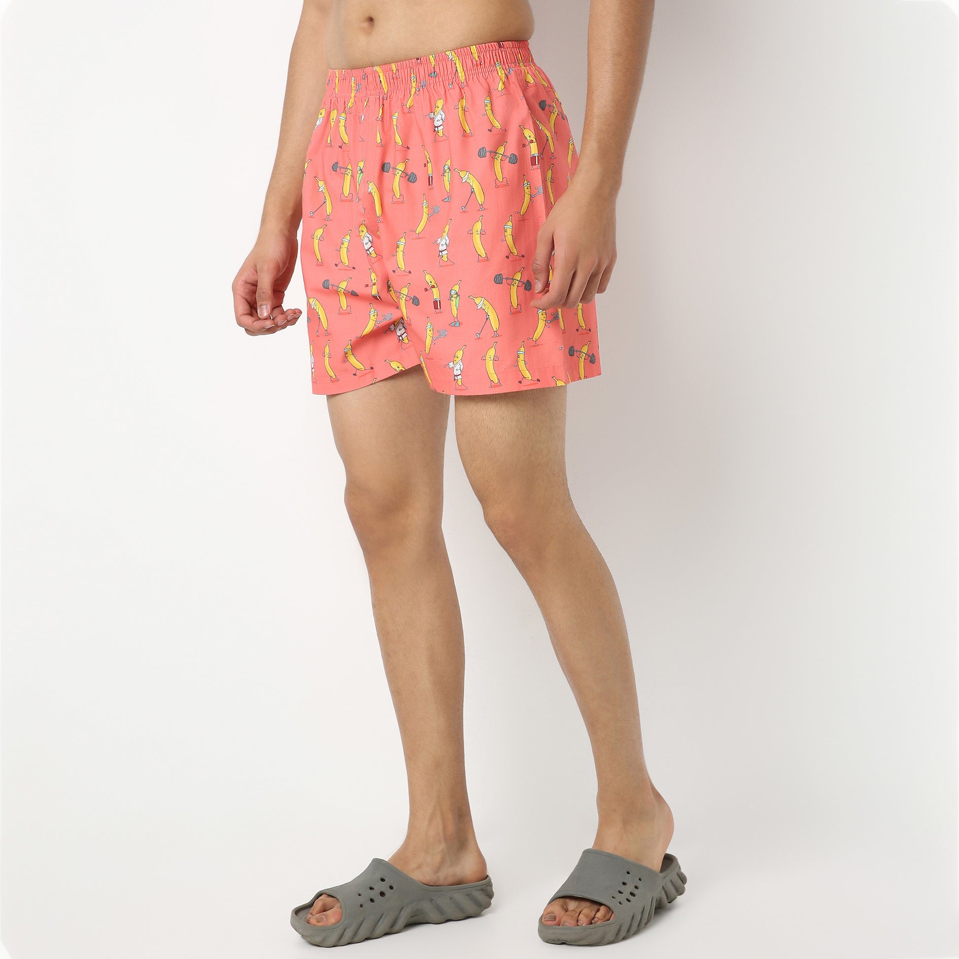 Regular Fit Printed Above Knee Mid Rise Shorts
