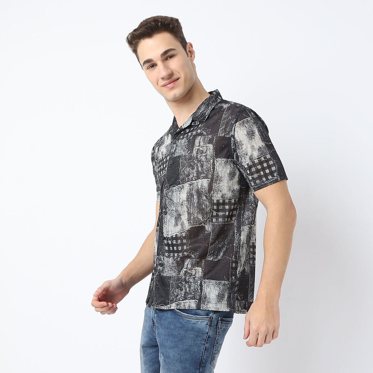 Regular Fit Printed Camp Collar Retreat Shirt