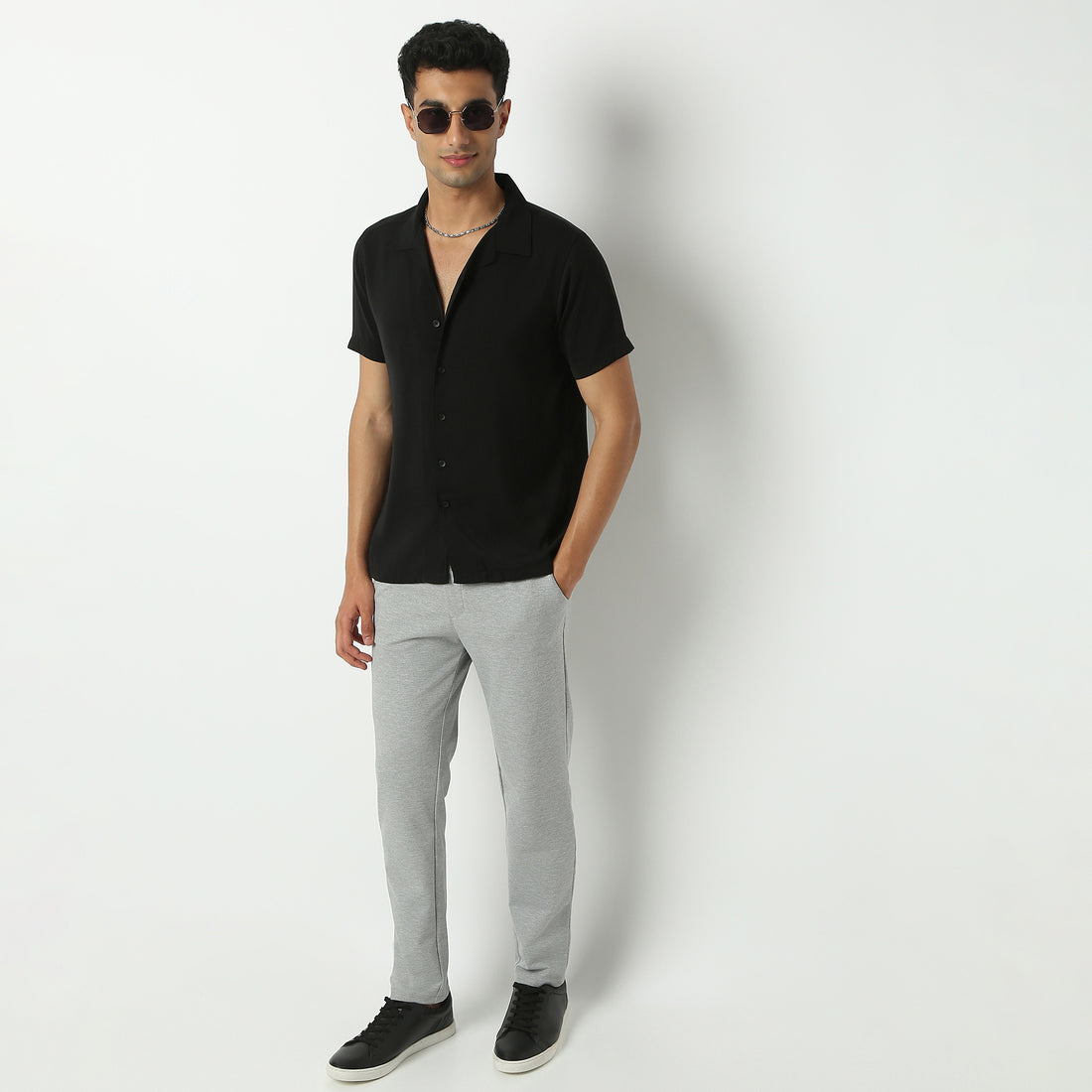 Buy Men Regular Fit Solid Half Sleeve Shirt  - Style Union