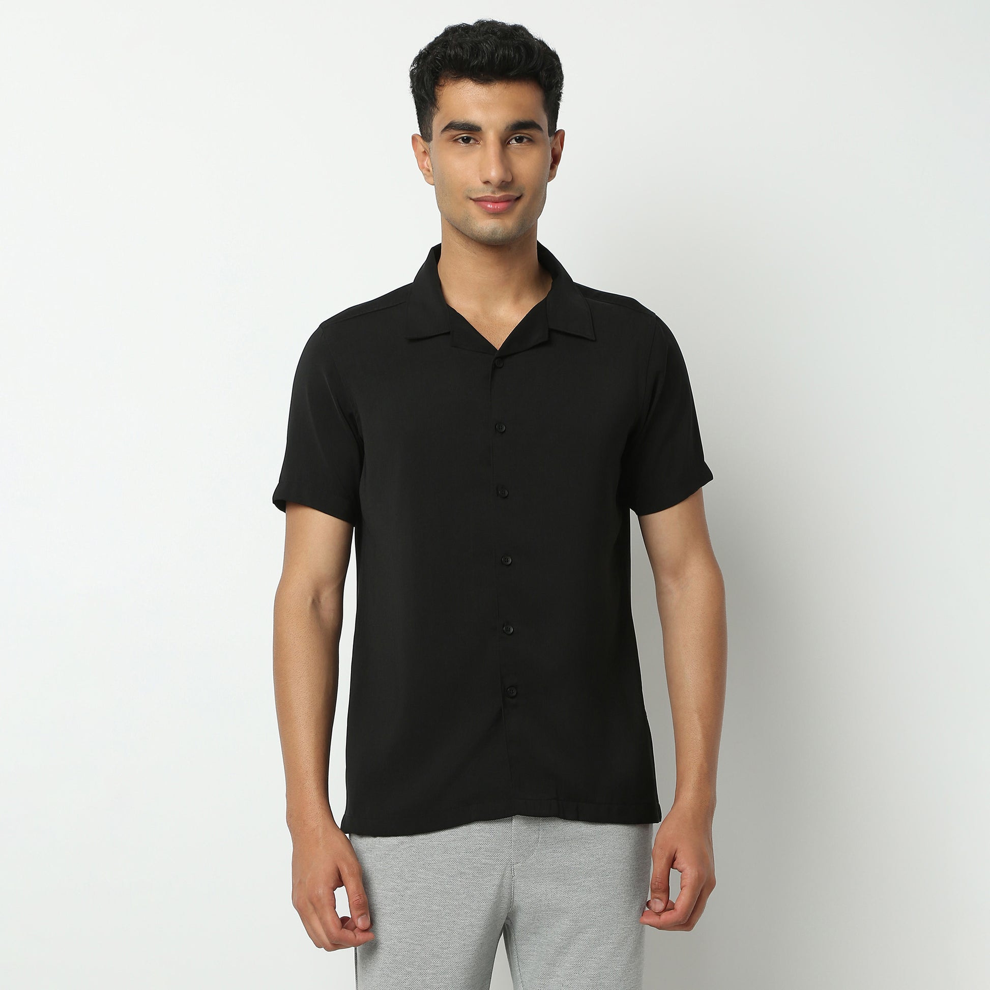 Buy Men Regular Fit Solid Half Sleeve Shirt  - Style Union