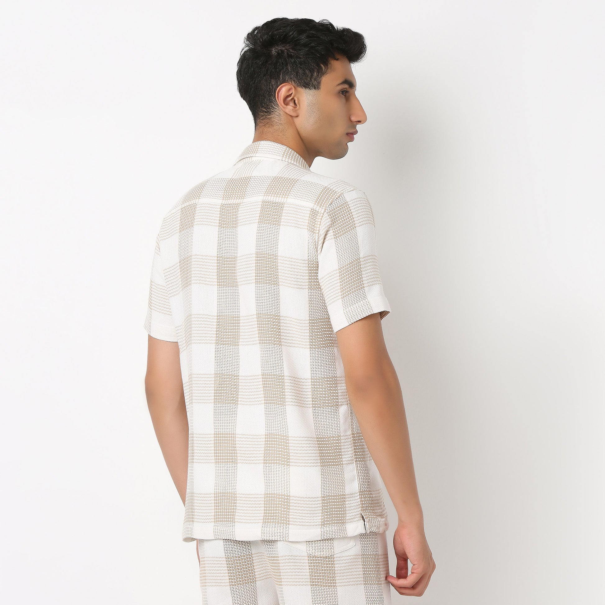 Camp Collar Checkered Mood Shirt