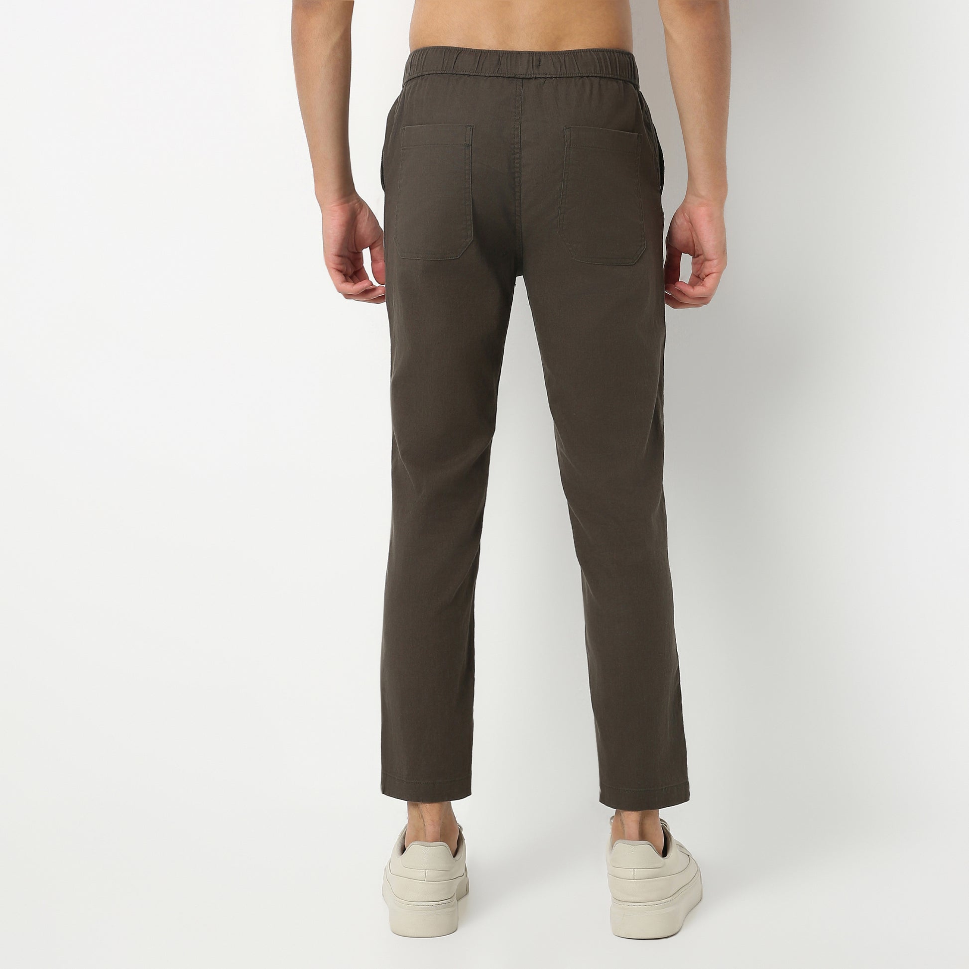 Regular Fit Solid Ankle Length Mid Rise Pants