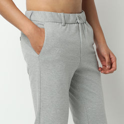 Regular Fit Solid Ankle Length Mid Rise Pants