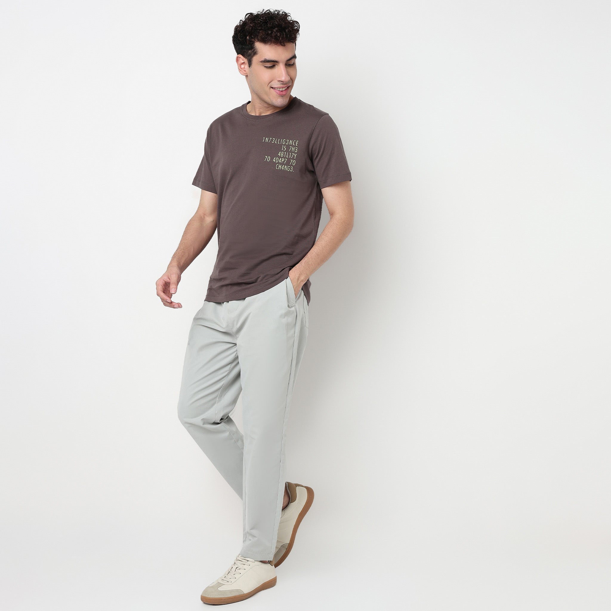 Buy Men Regular Fit Solid Ankle Length Mid Rise Pants  - Style Union