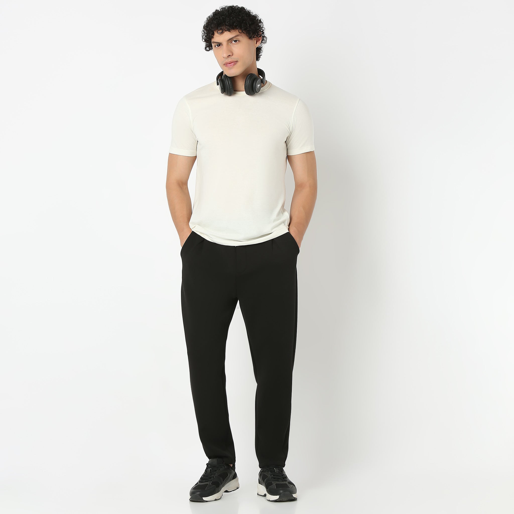 Solid Ankle Length Knitted Textured Pants