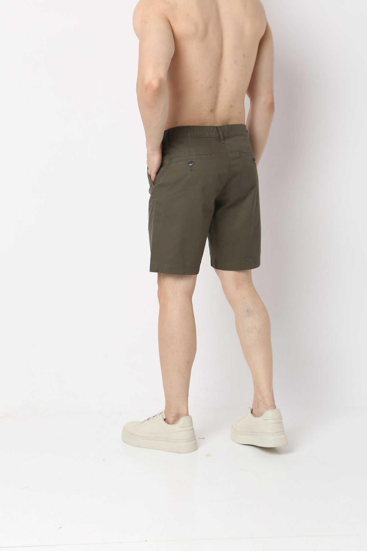 Solid Knee Length Active Shorts