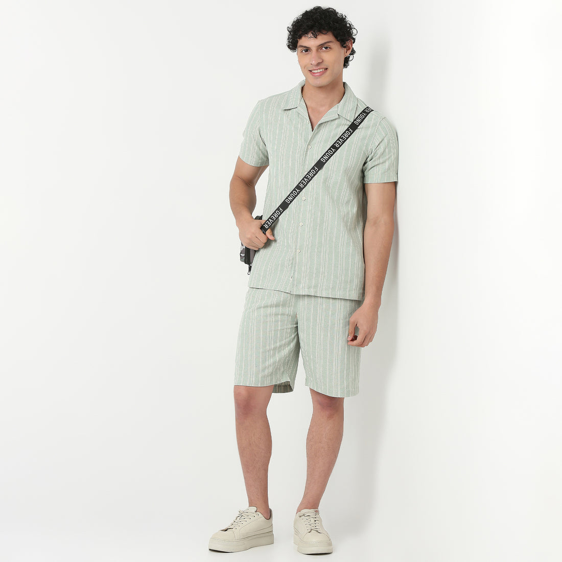 Relaxed Fit Trendy Yarn Dyed Textured Pull-On Shorts 