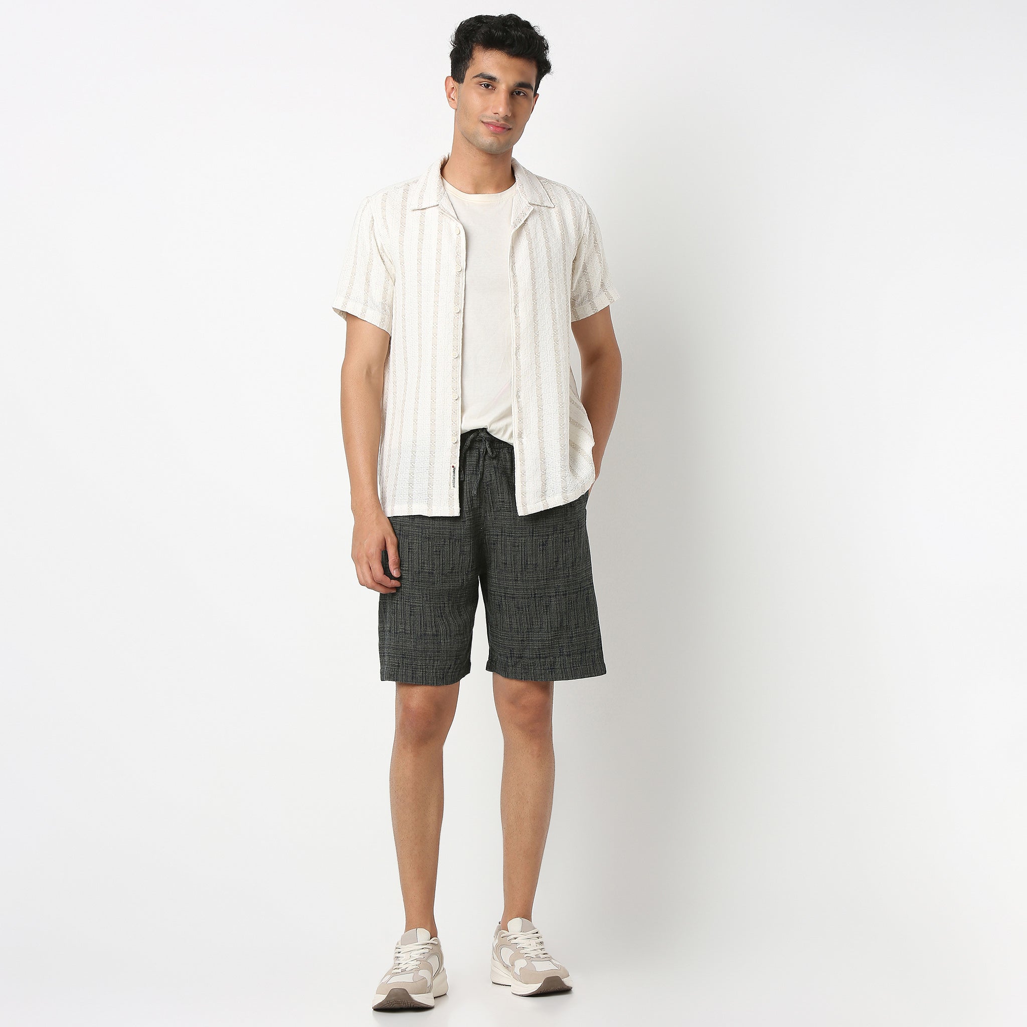 Above Knee Trendy Yarn Dyed Textured Pull-On Shorts with Lots Of Oomph- Relaxed Fit