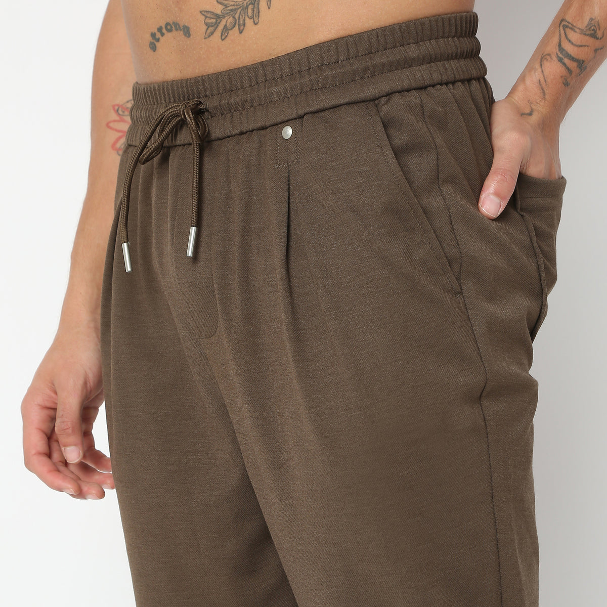 Regular Fit Solid Mid Rise Trousers