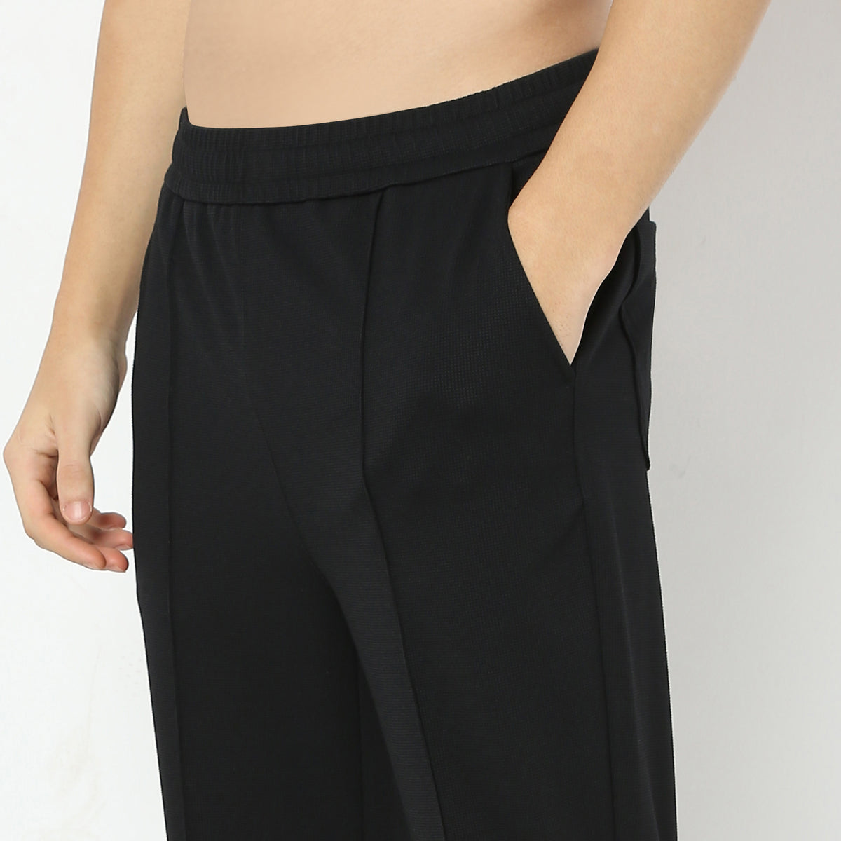 Regular Fit Solid Mid Rise Trousers