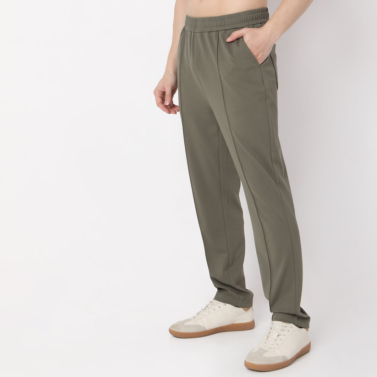 Regular Fit Solid Mid Rise Trousers