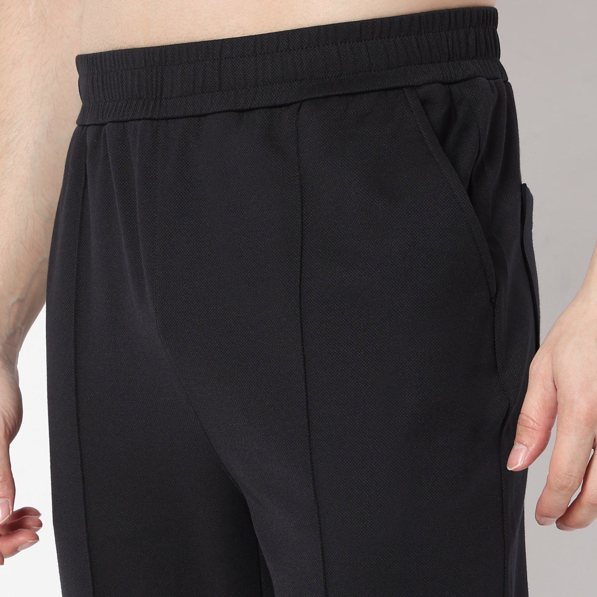 Regular Fit Solid Mid Rise Trousers