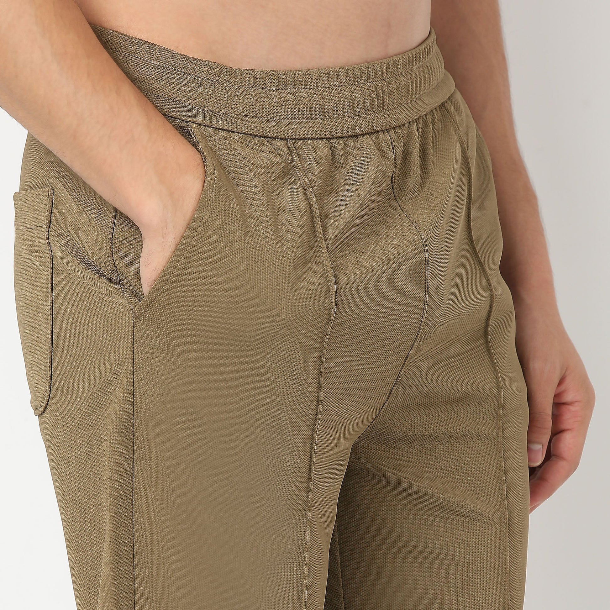 Regular Fit Solid Mid Rise Trousers