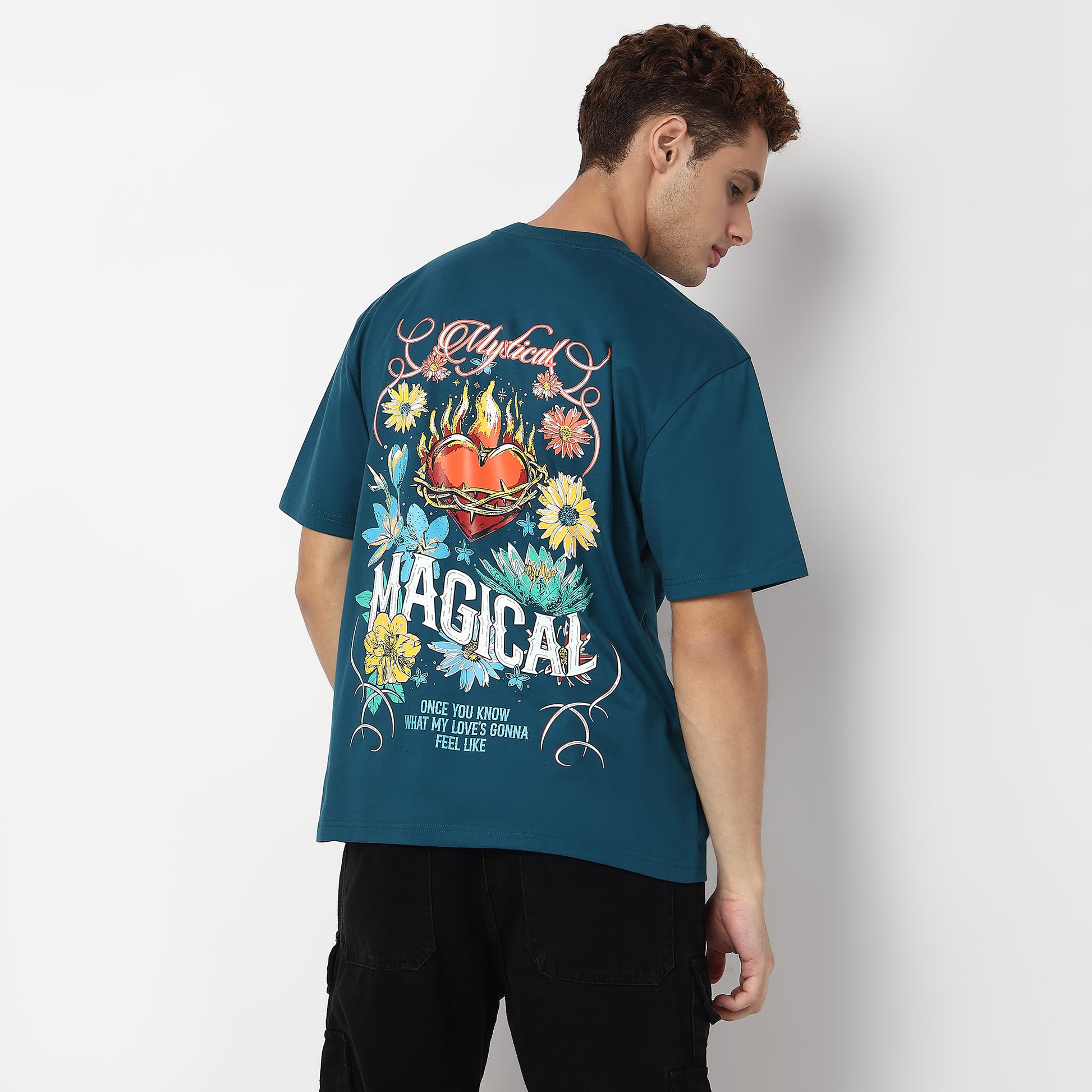 Knitted Graphic Crew Neck Oversize Karaoke T-Shirt