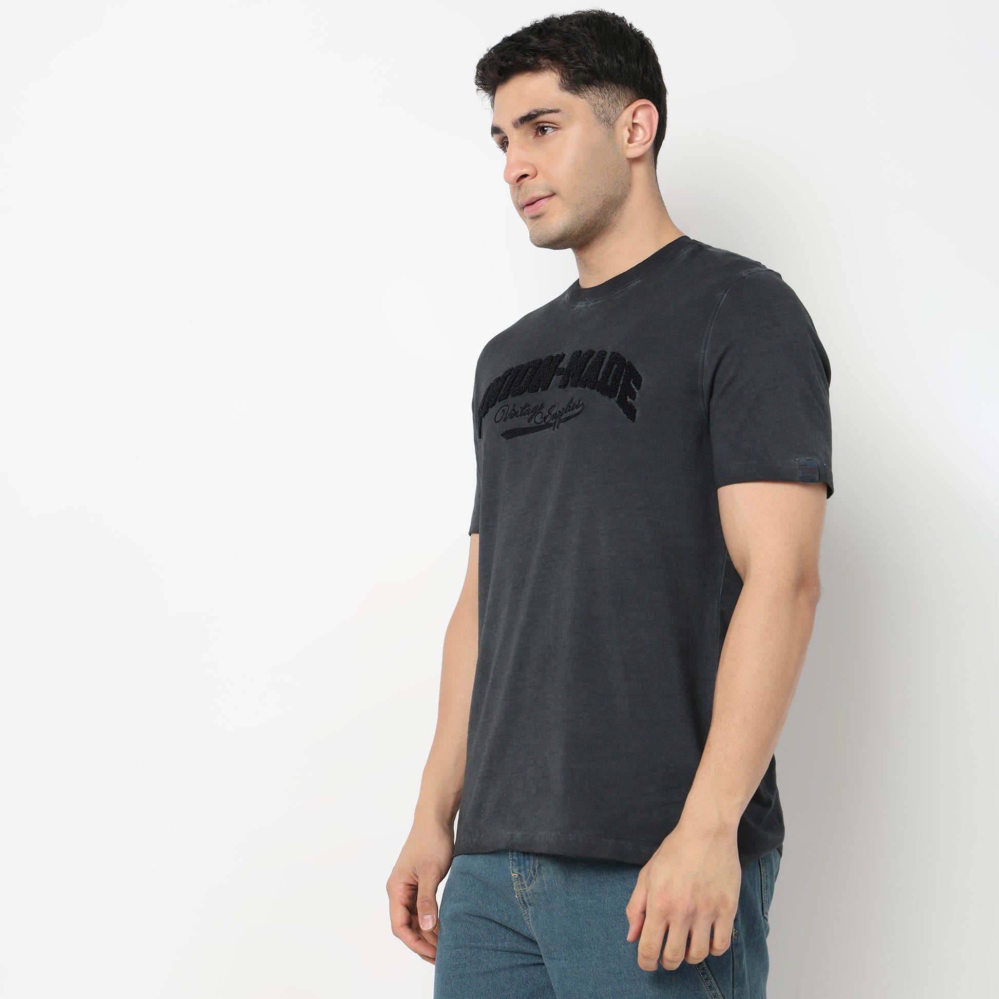 Crew Neck Graphic T-Shirt