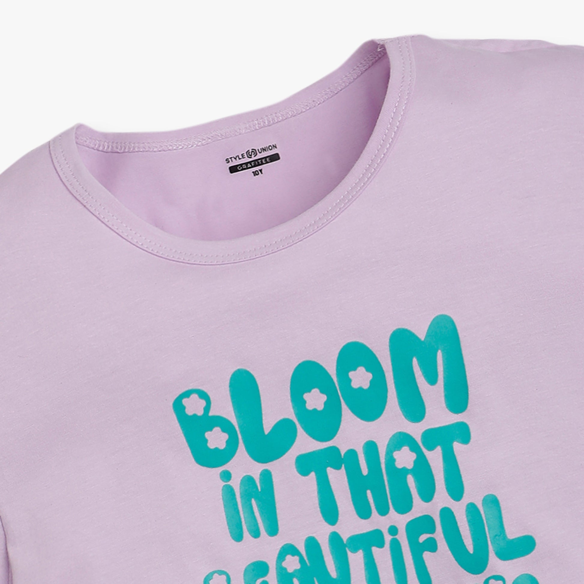 Girls Regular Fit Graphic T-Shirt