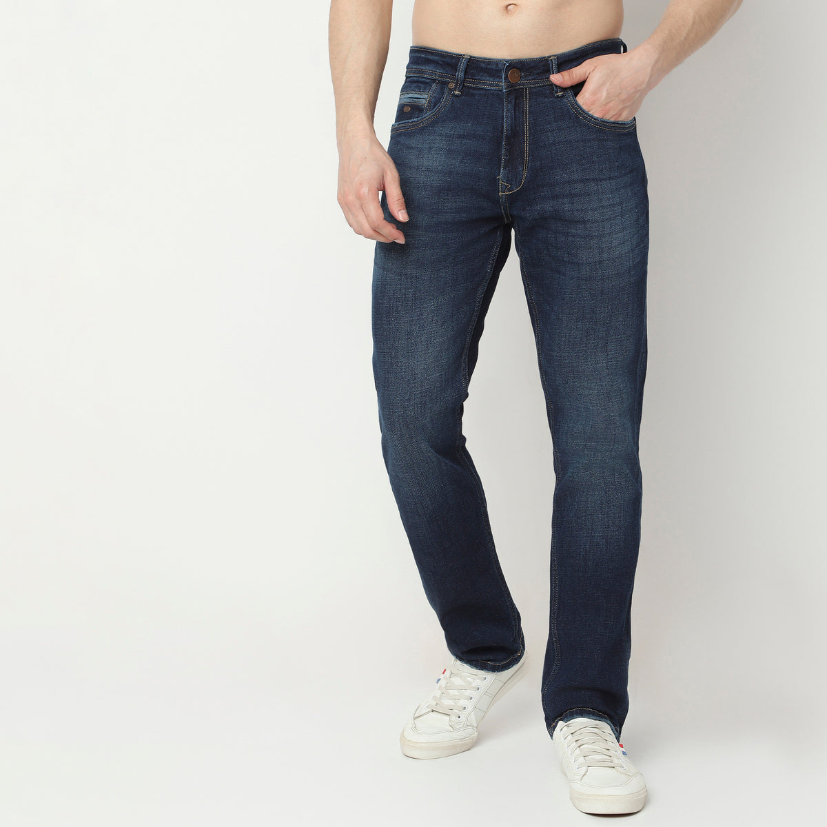 Straight Fit Classic Washed Jeans