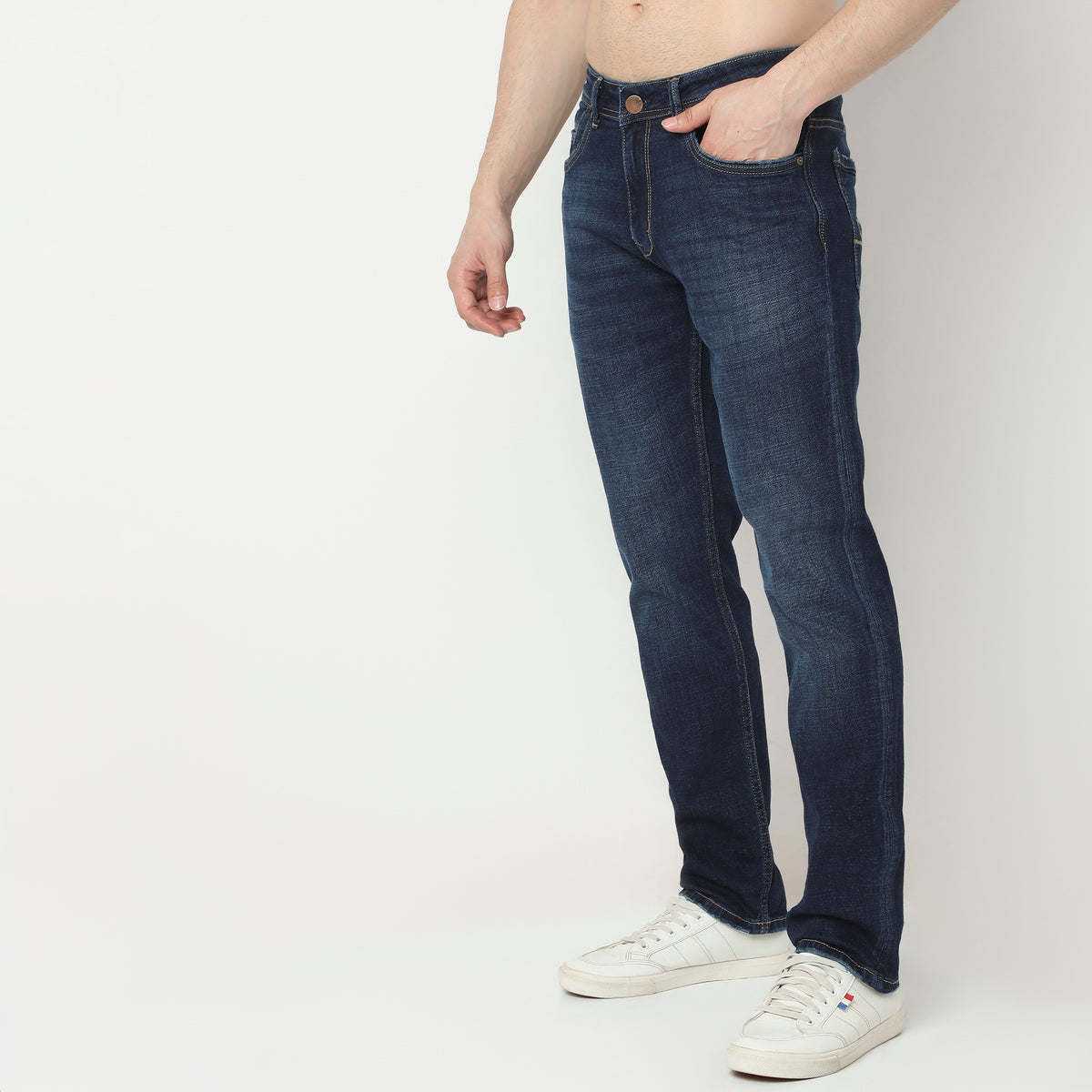 Straight Fit Classic Washed Jeans