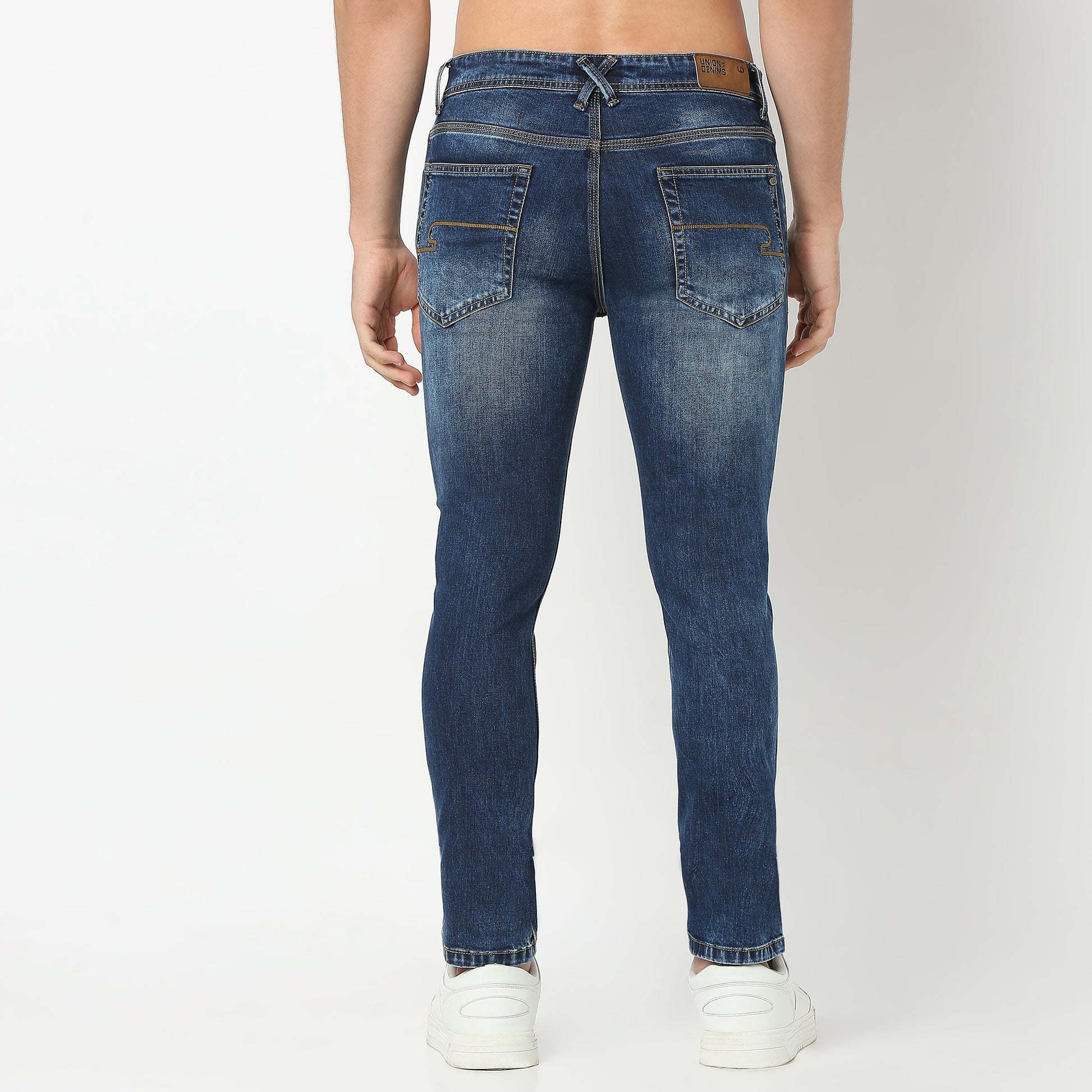 Vintage Worn Out Look Slim Crop Fit Jeans