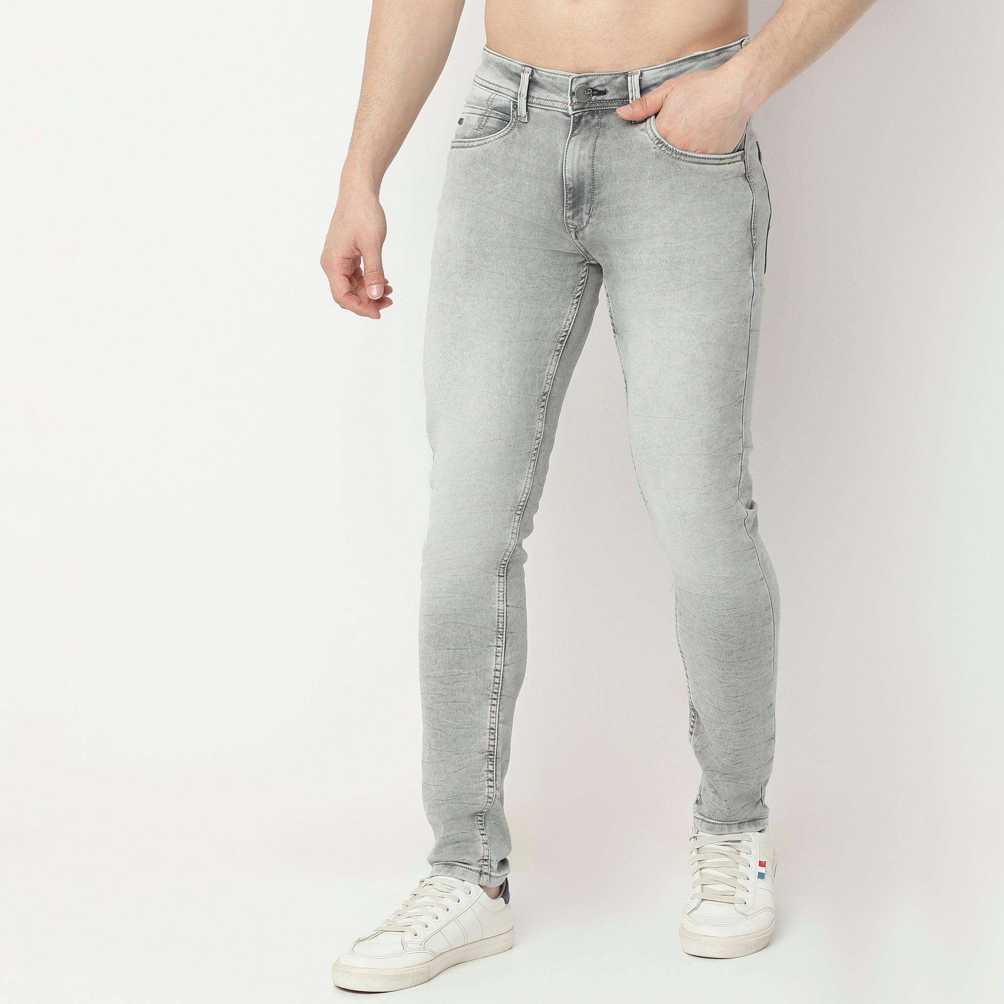 Skinny Fit Ice Washed Bleached Jeans