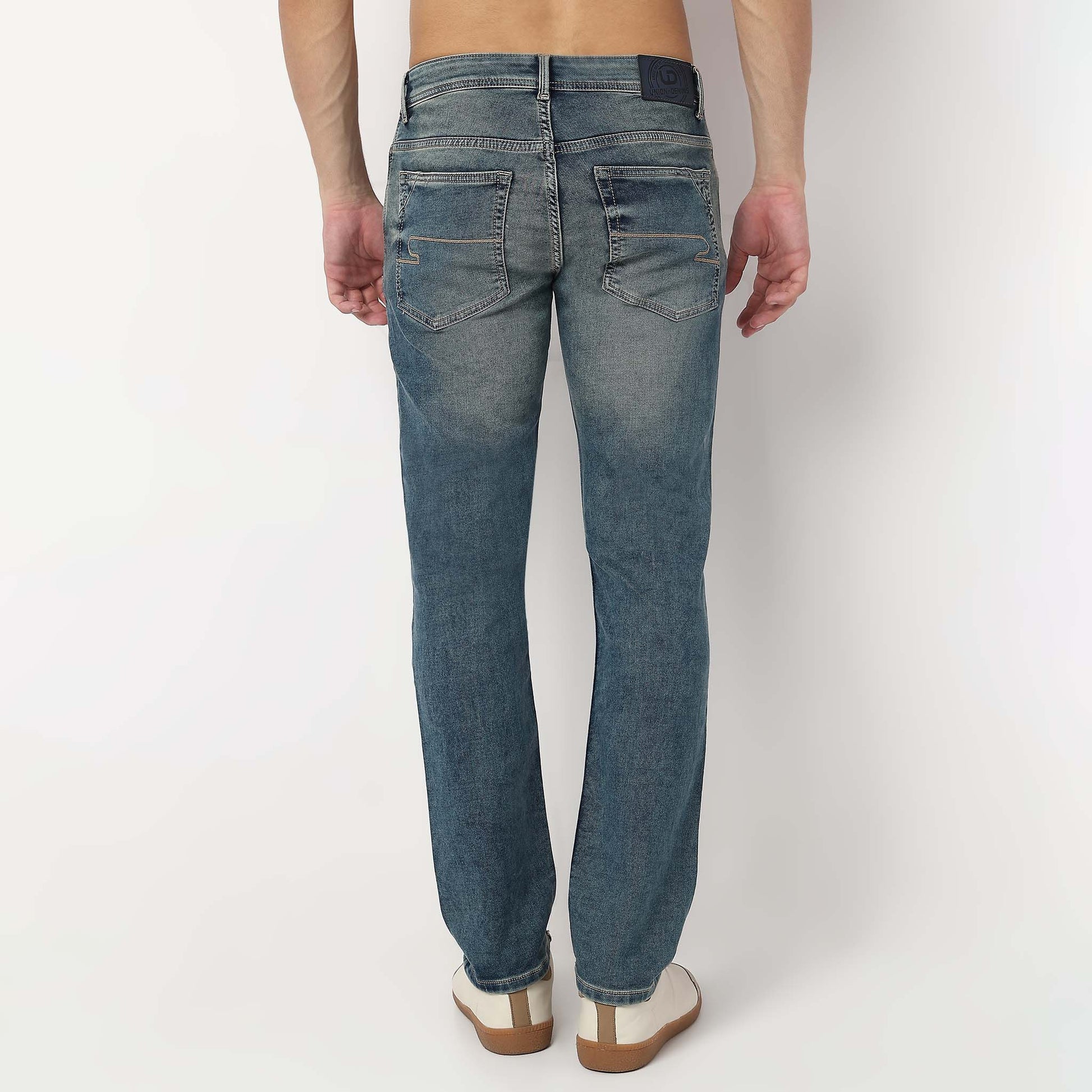 Stone Wash Ankle Length Straight Fit Jeans