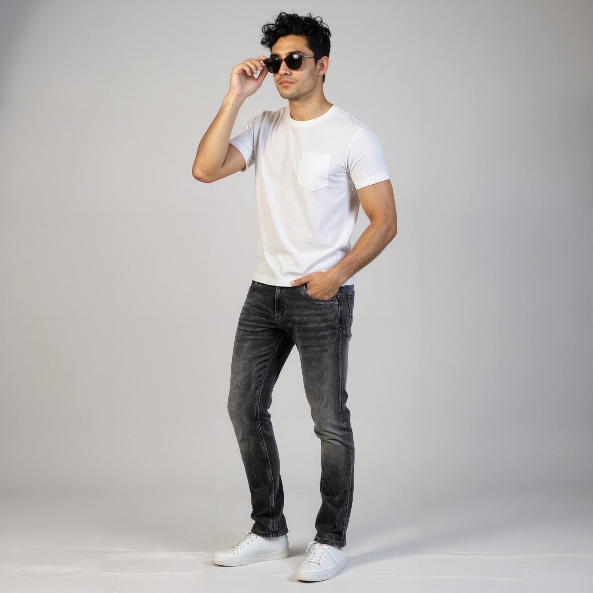 Stone Wash Straigth Fit Jeans