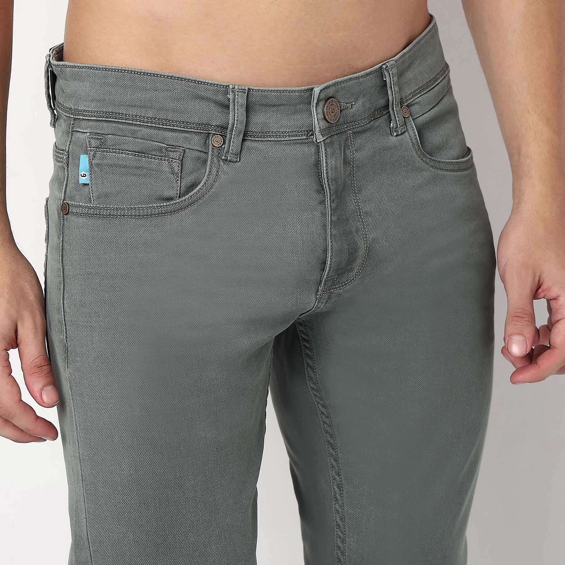 Straight Fit Classic Wash Clean Refined For Smart Casual Style Jeans