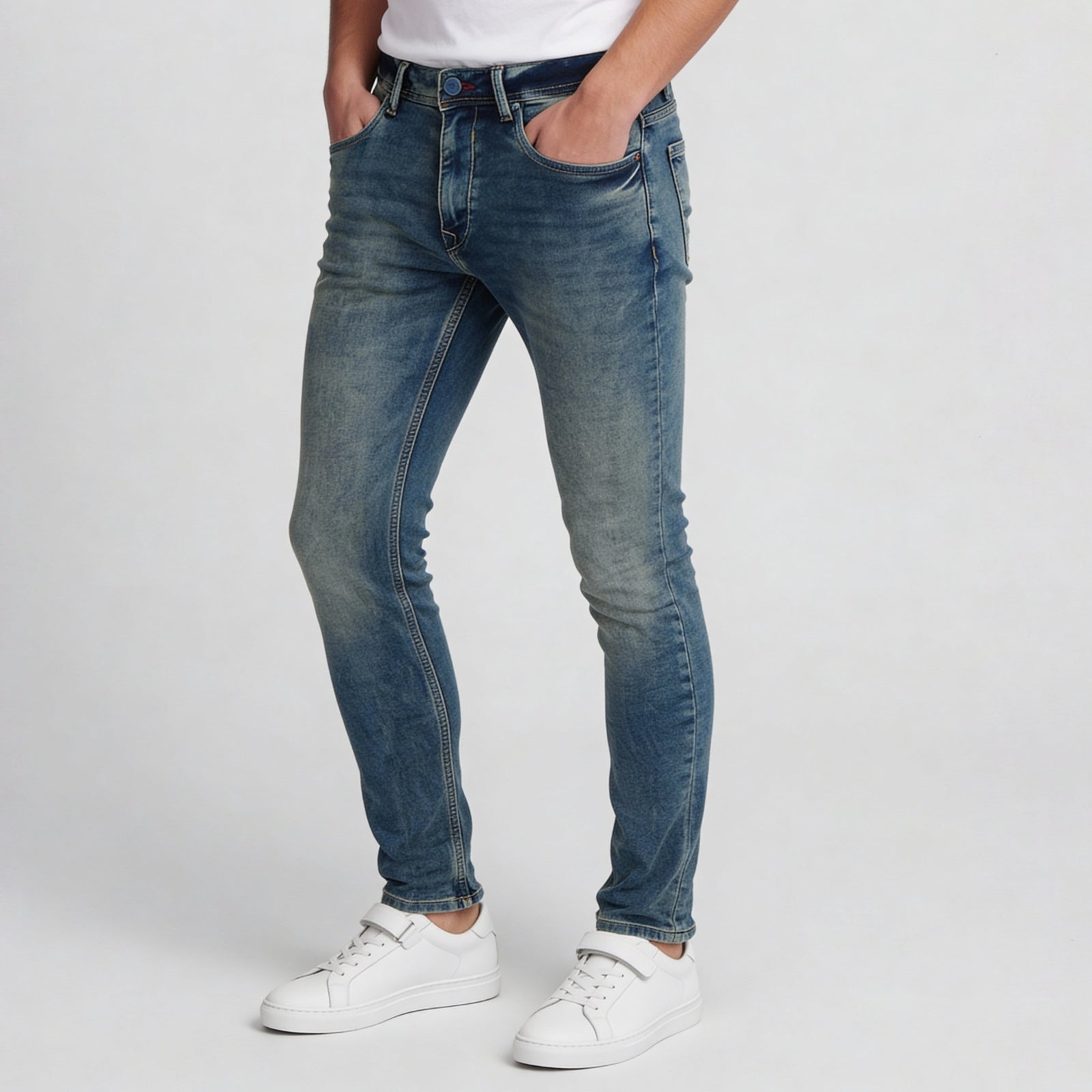Full Length Woven Relaxed Fit Jeans