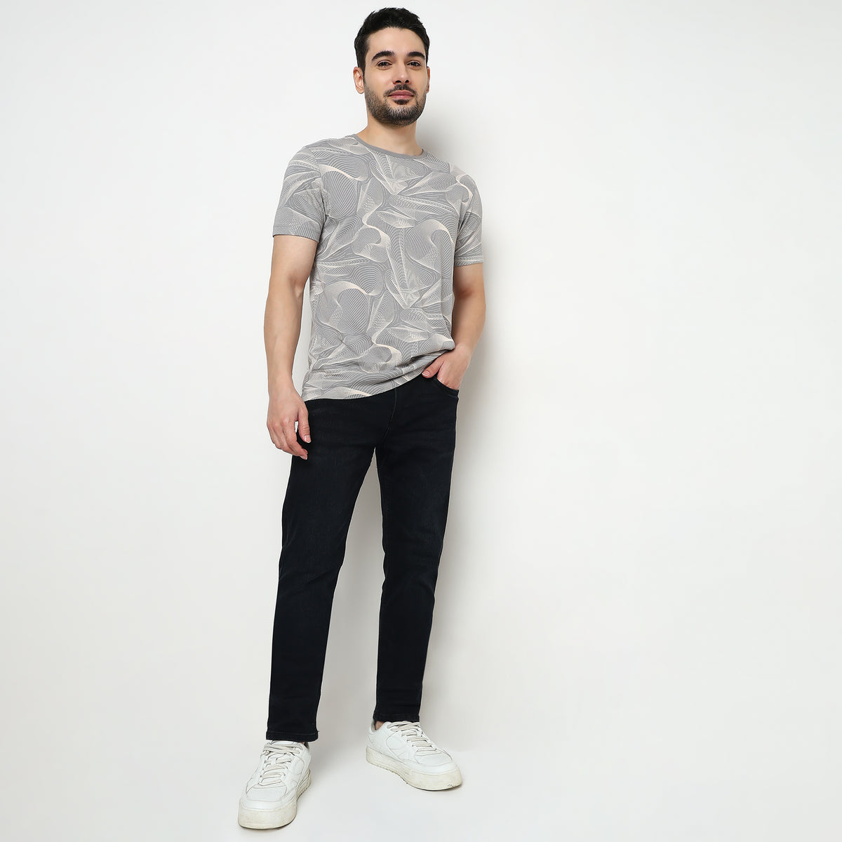 Solid Straight Fit Jeans