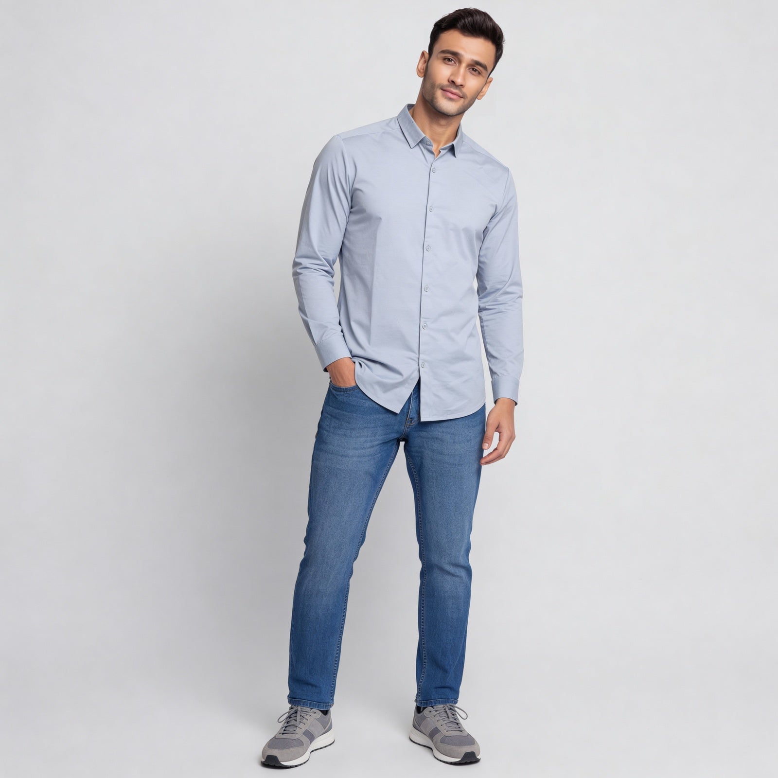 Relaxed Fit Essentials Jeans