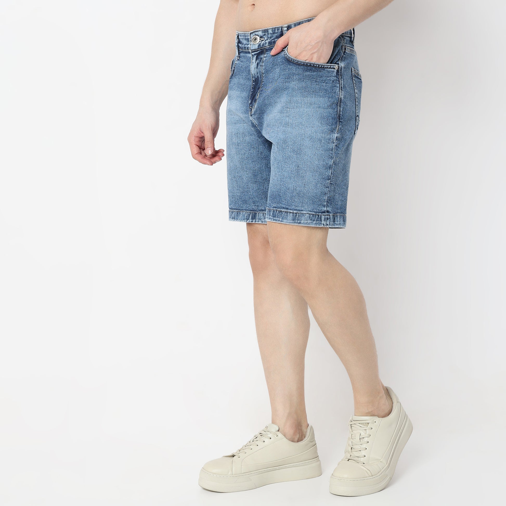 Regular Fit Solid Short Length Mid Rise Shorts