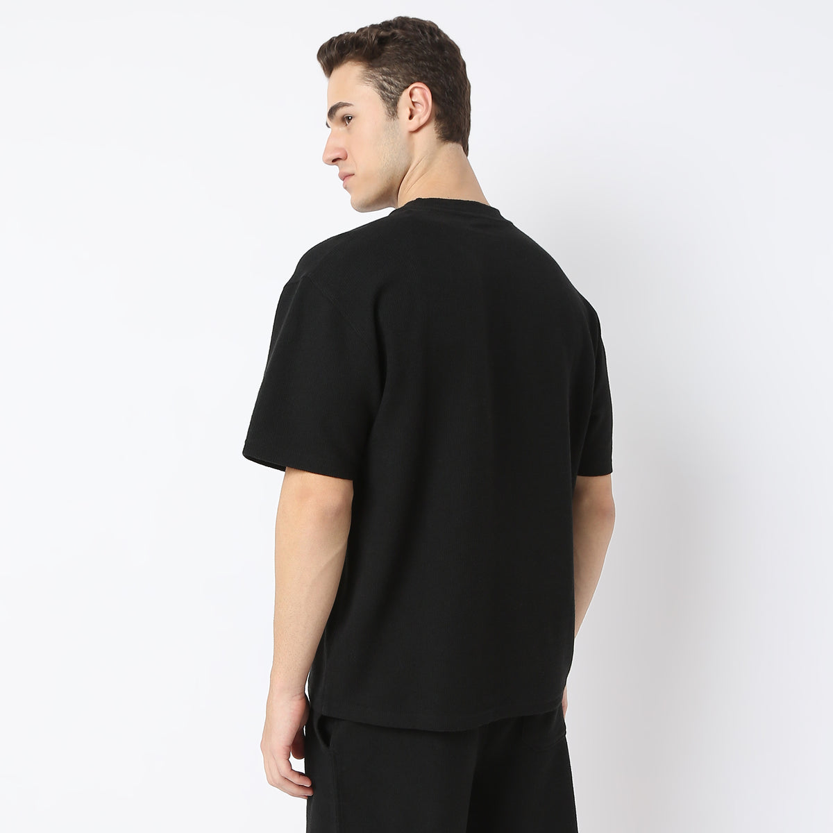 Oversize Structured Modern Street T-Shirt