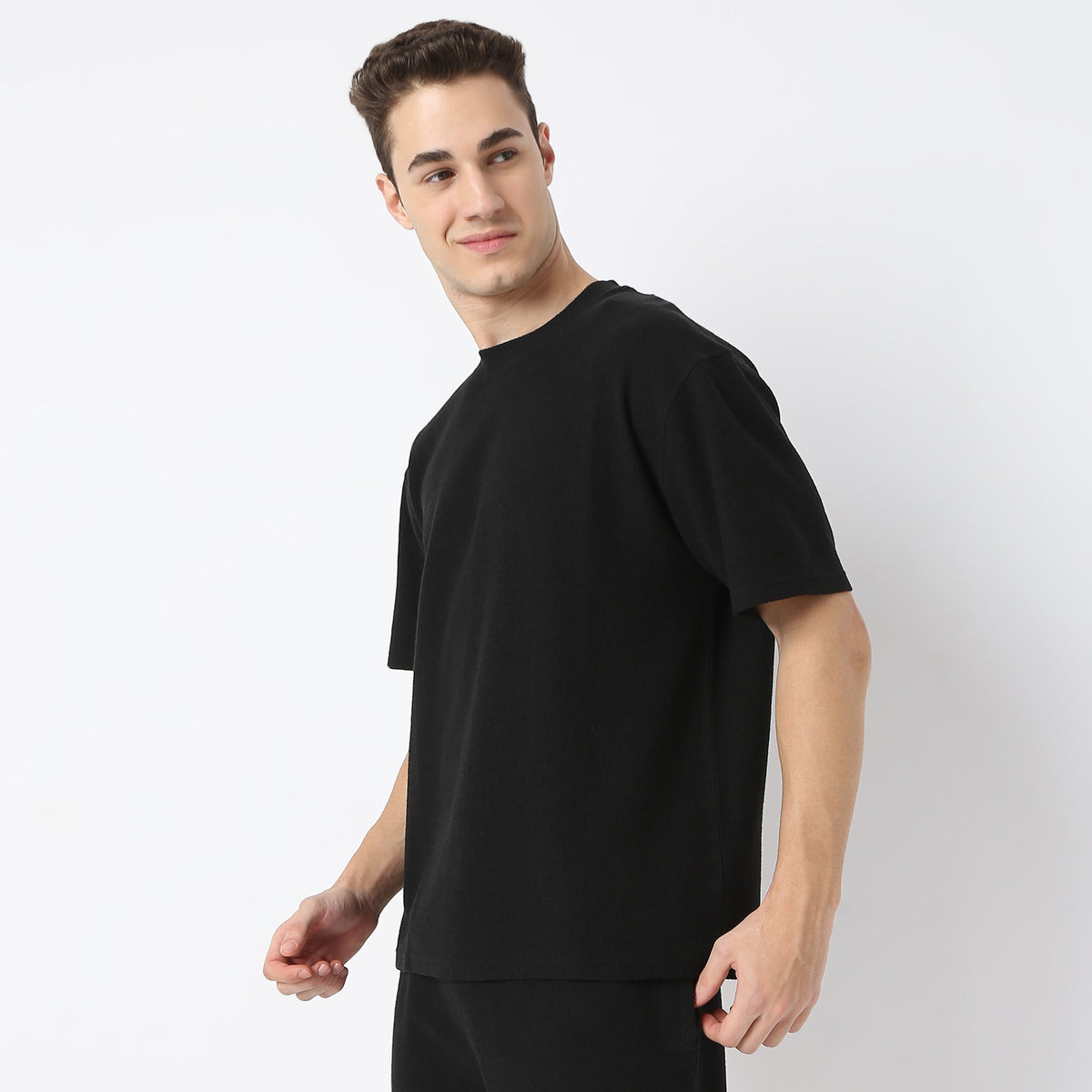 Oversize Structured Modern Street T-Shirt