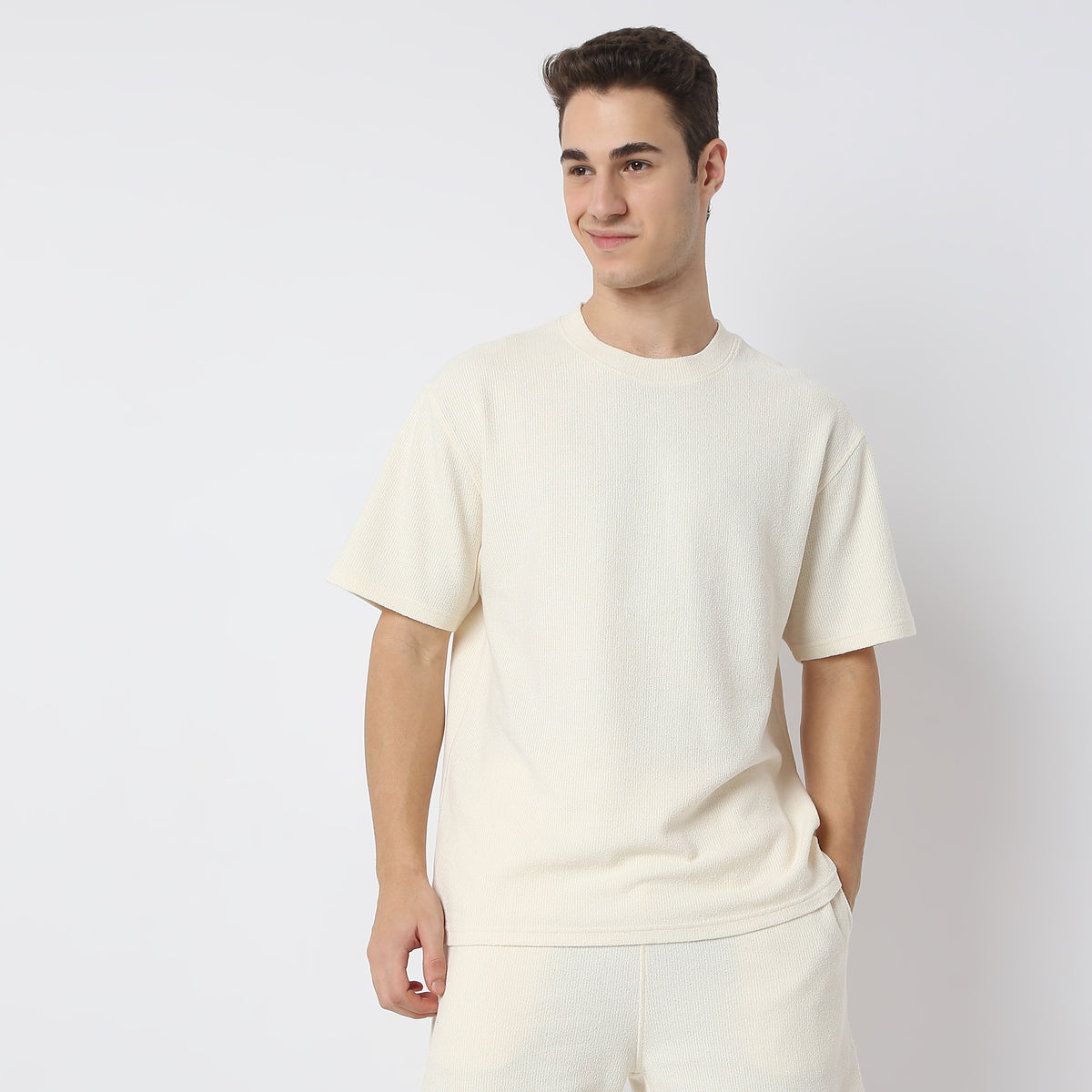 Oversize Structured Modern Street T-Shirt