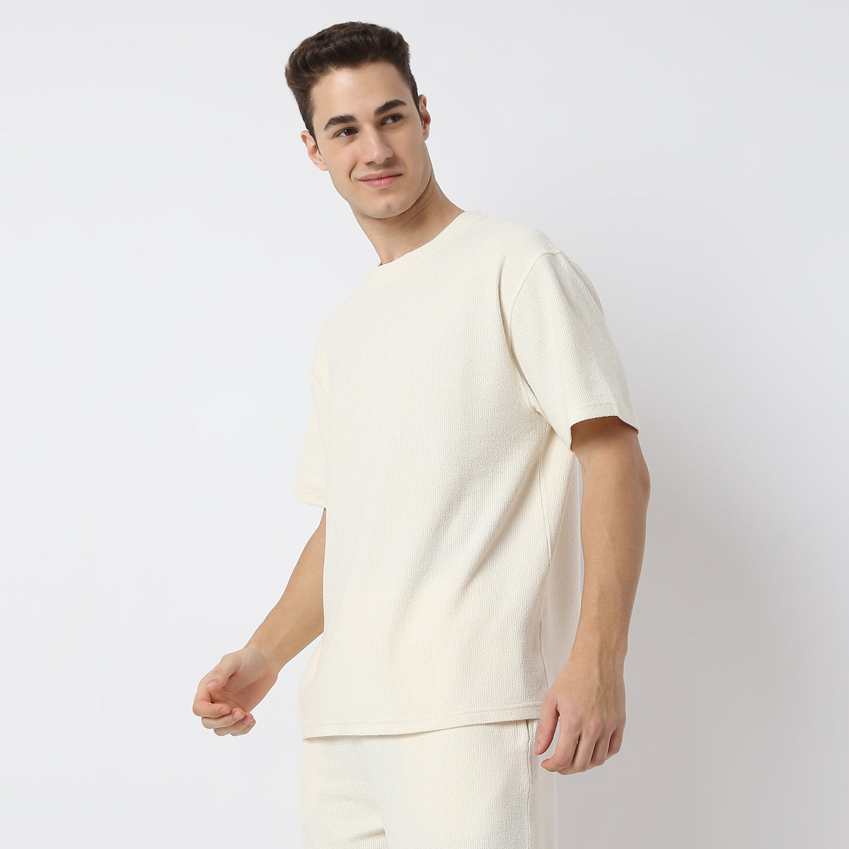 Oversize Structured Modern Street T-Shirt