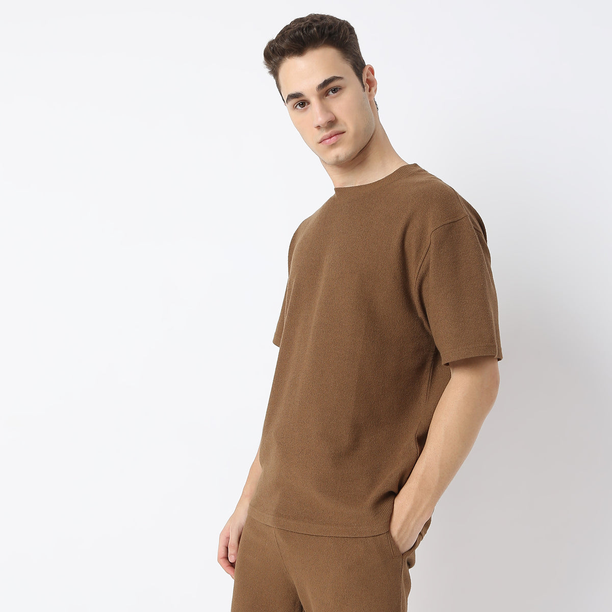 Oversize Structured Modern Street T-Shirt