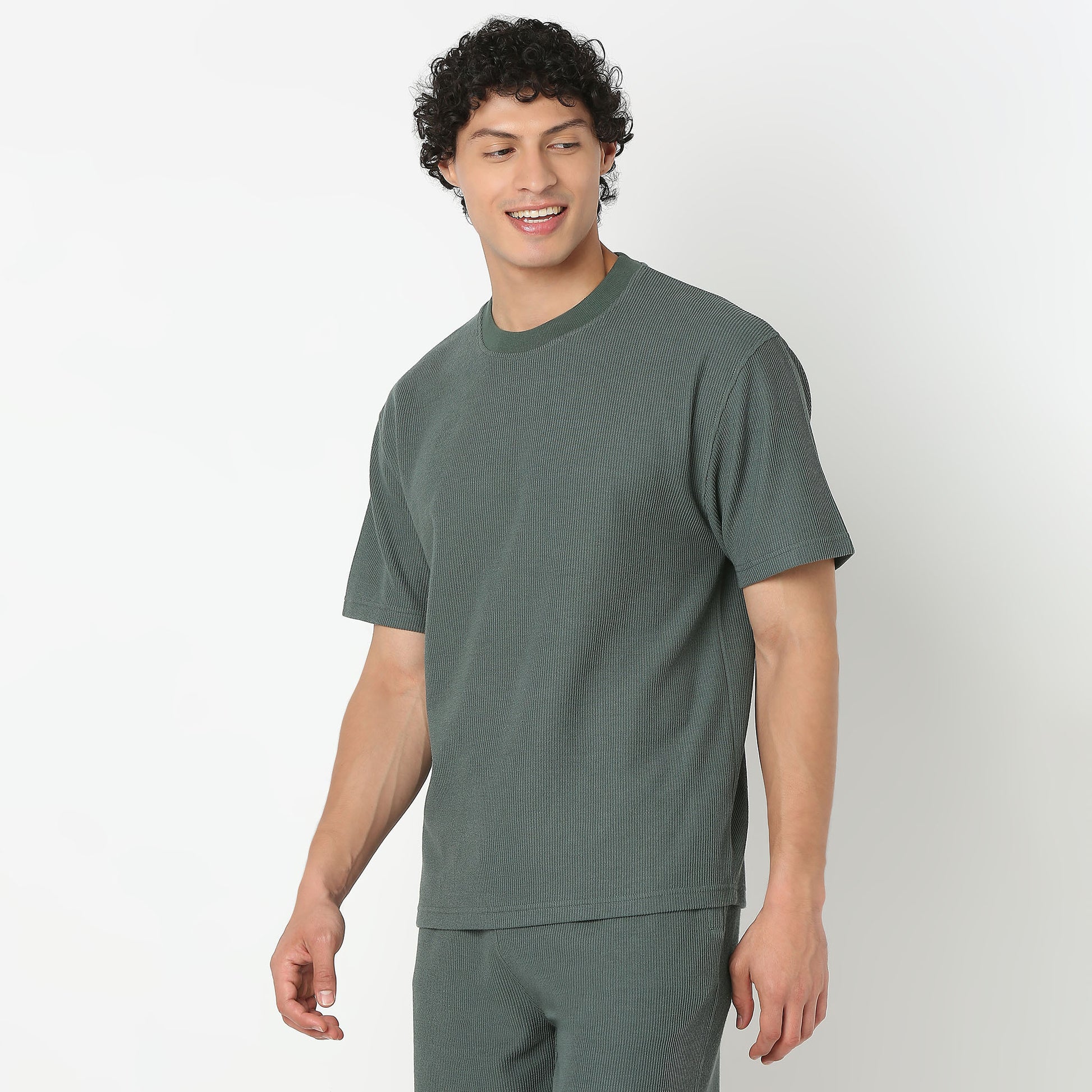 Crew Neck Structured Oversize Half Sleeve Round Neck T-Shirt