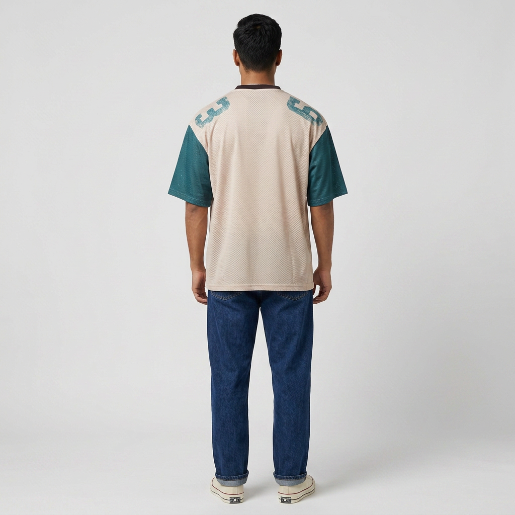 Graphic V-Neck Oversize T-Shirt